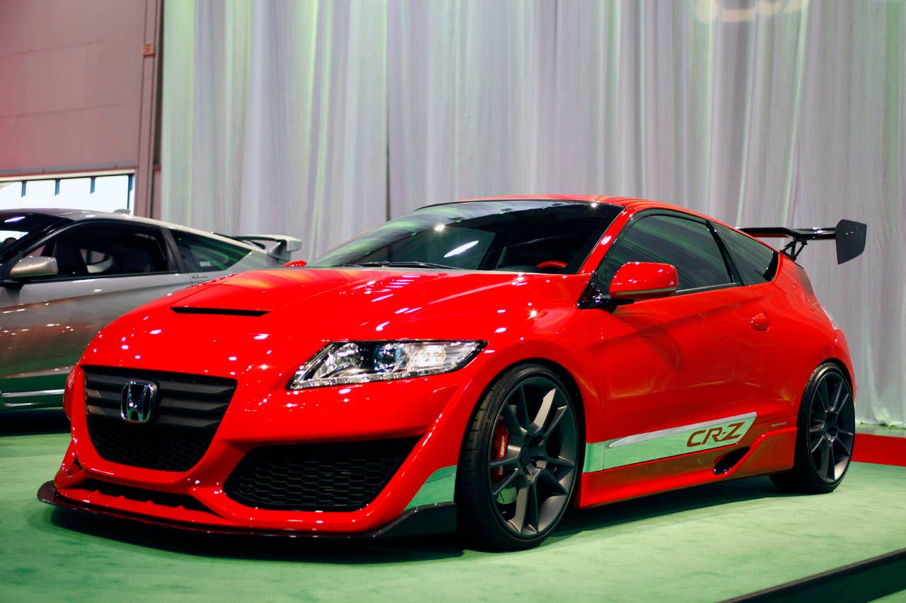 2011 Honda CR-Z Hybrid R Concept front 3/4