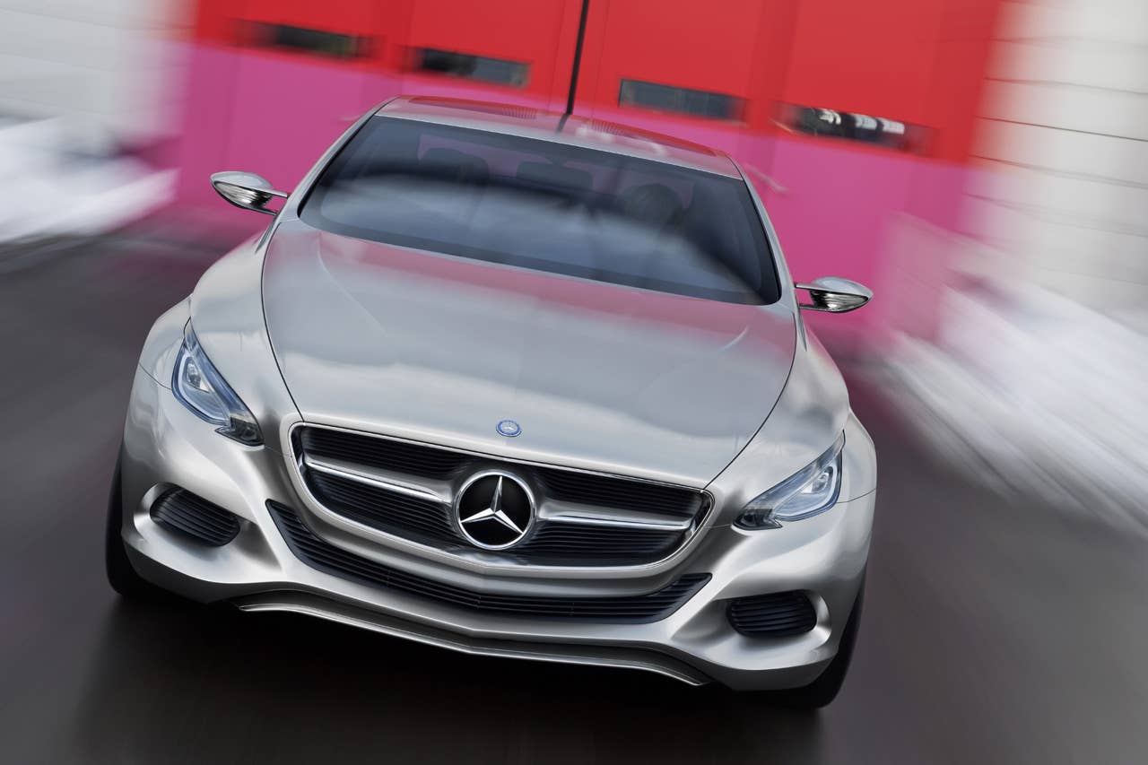 Mercedes-Benz F800 Style research vehicle.