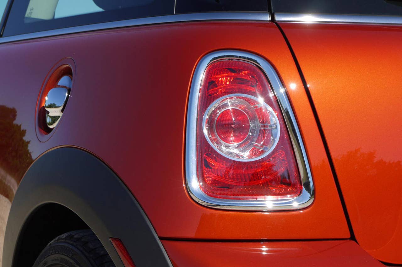 2011 Mini Cooper taillight