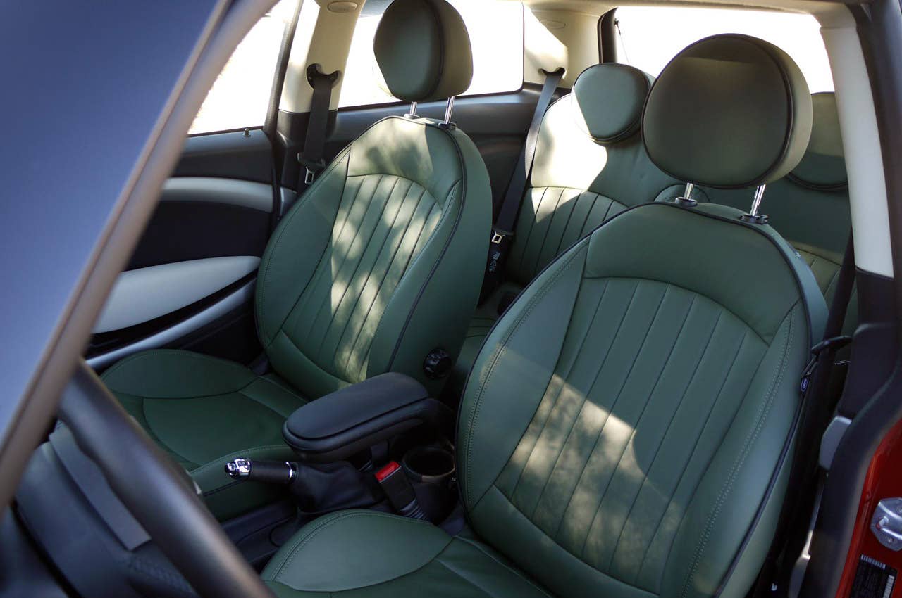 2011 Mini Cooper front seats