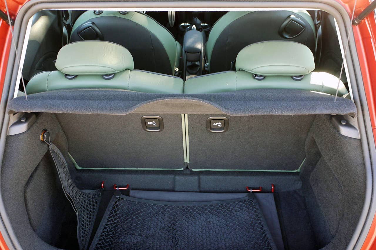 2011 Mini Cooper cargo area