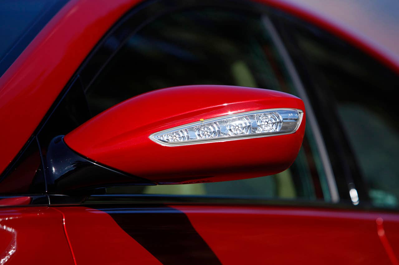 2011 Hyundai Sonata Hybrid side mirror