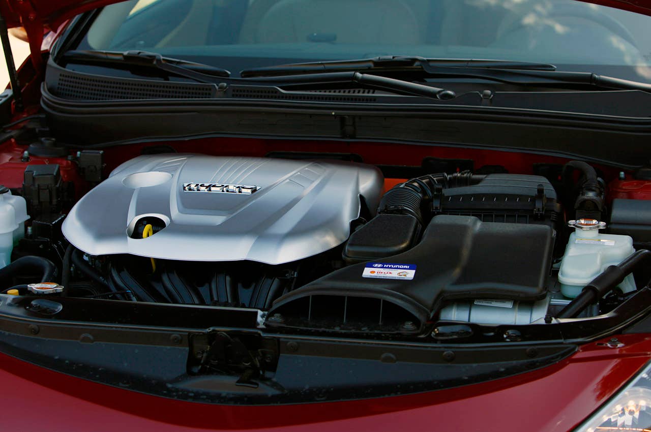 2011 Hyundai Sonata Hybrid engine