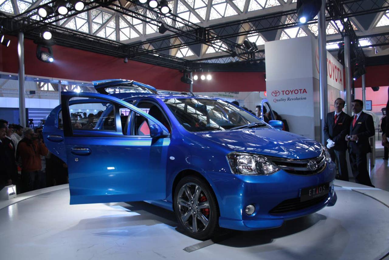 Auto Expo 2010: Toyota Etios Concept strikes a balance - Autoblog
