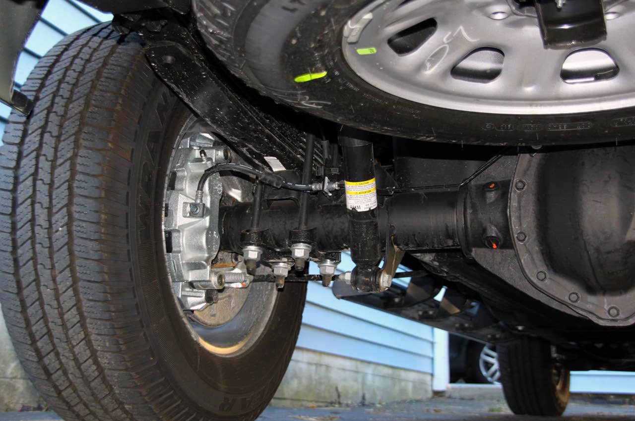 2011 GMC Sierra 3500HD SLE underside detail