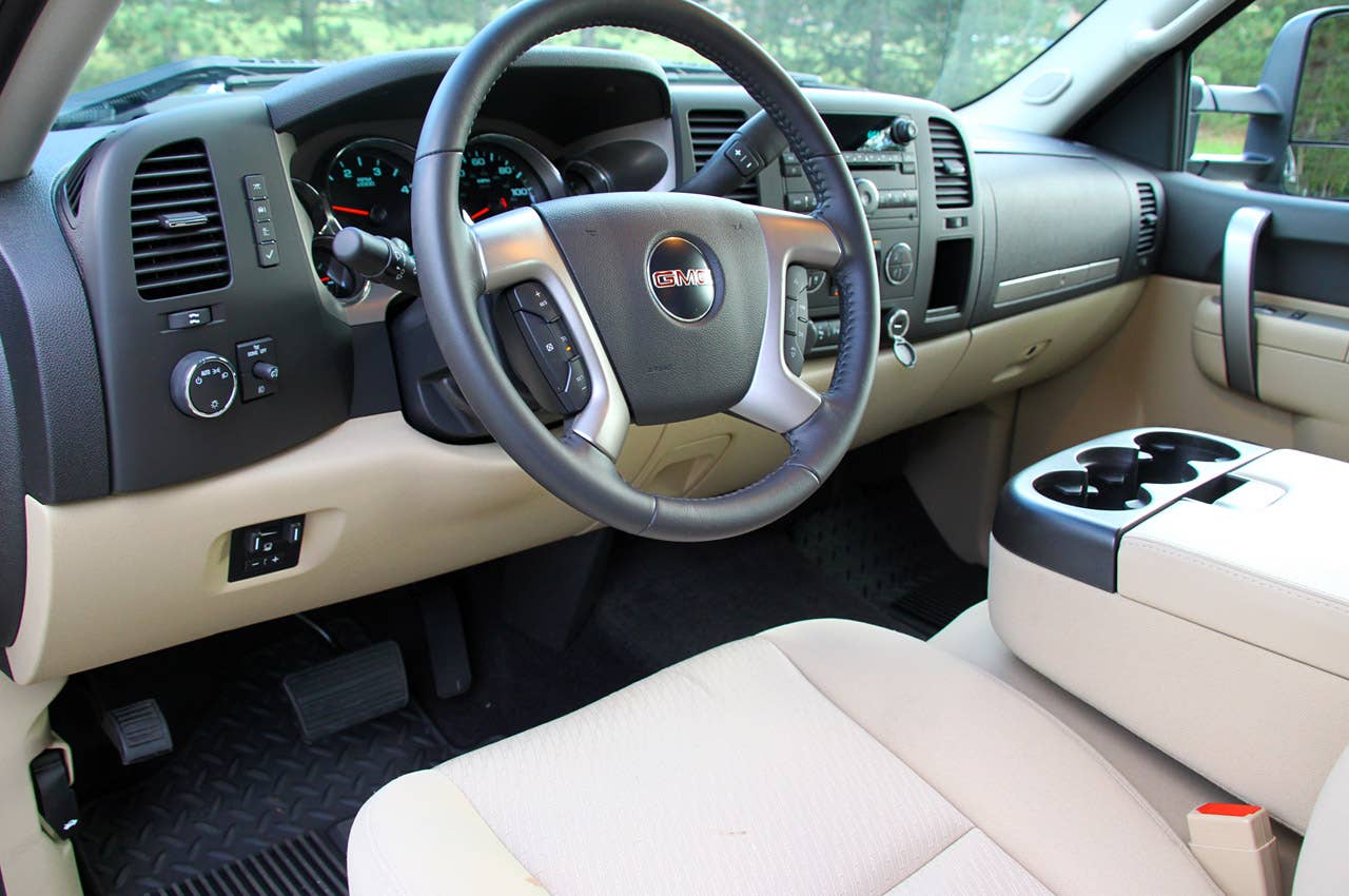 2011 GMC Sierra 3500HD SLE interior