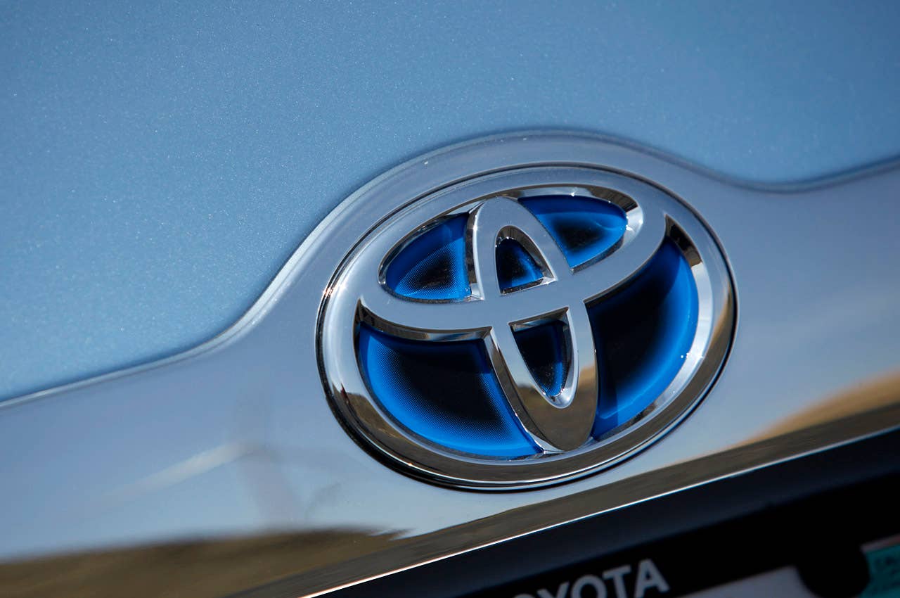 2012 Toyota Camry Hybrid logo
