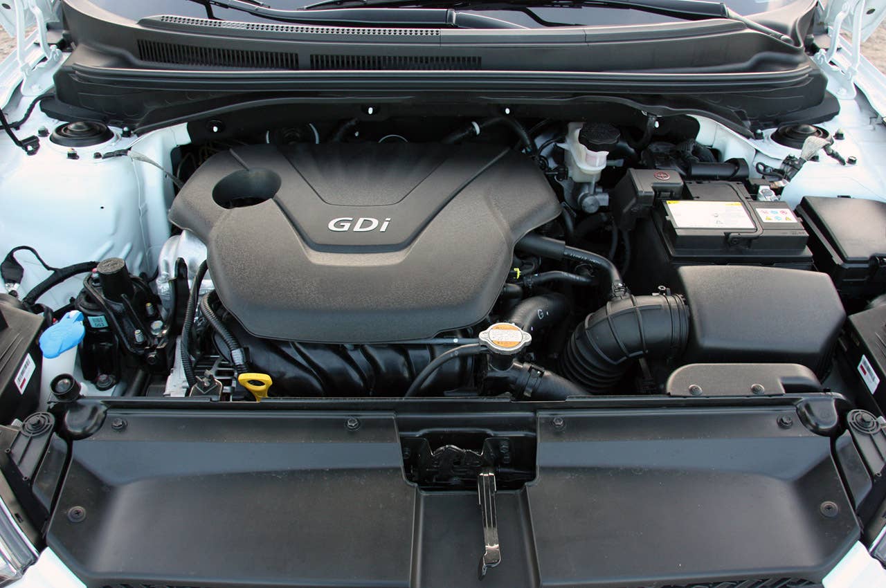 2012 Hyundai Veloster engine