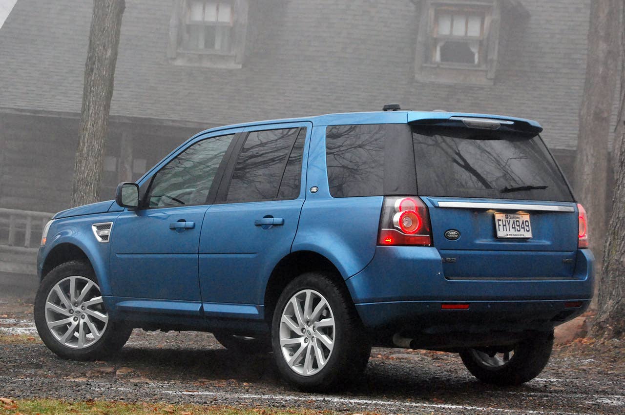 2013 Land Rover LR2 rear 3/4 view
