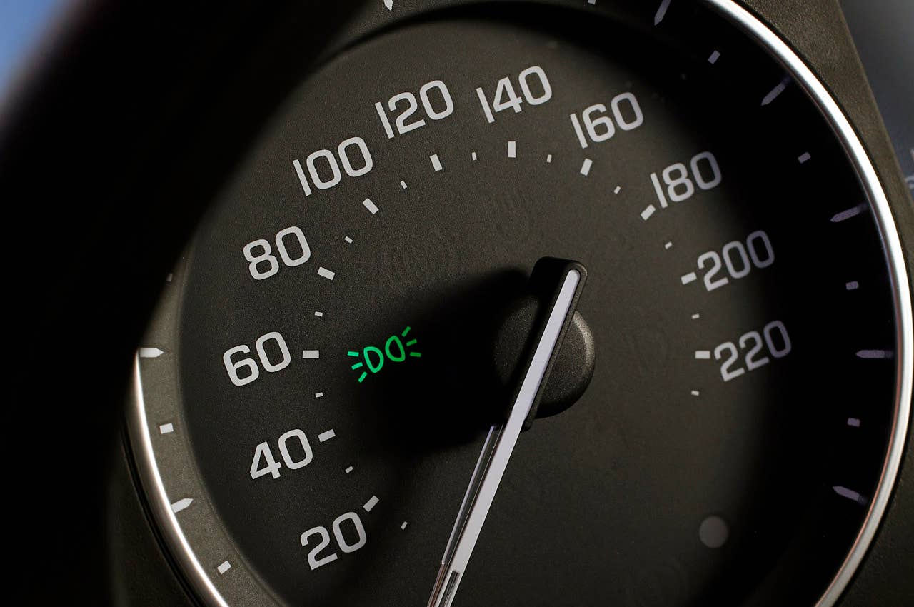 2013 Land Rover LR2 speedometer