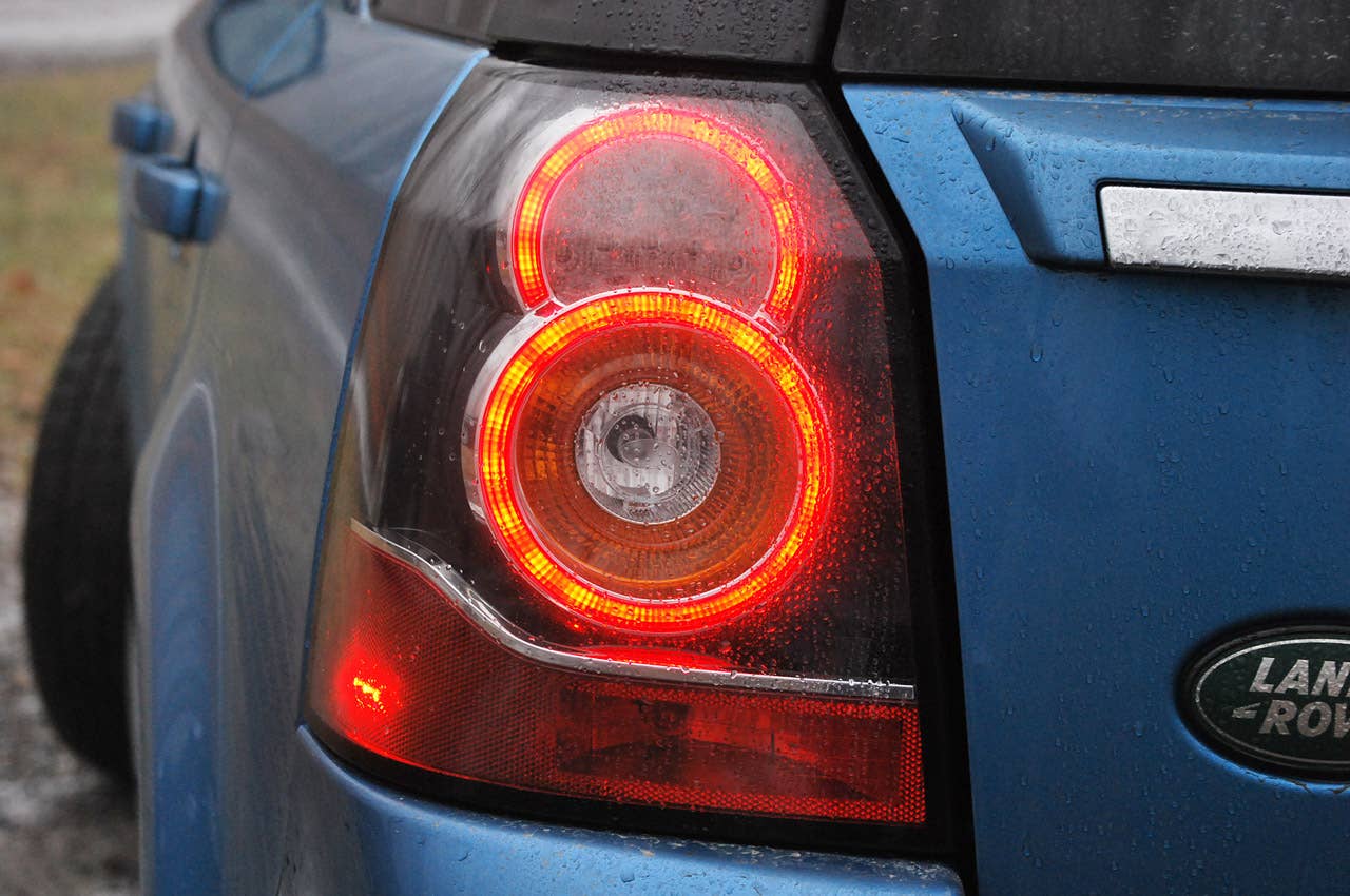 2013 Land Rover LR2 taillight