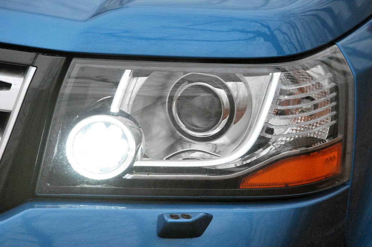 2013 Land Rover LR2 headlight