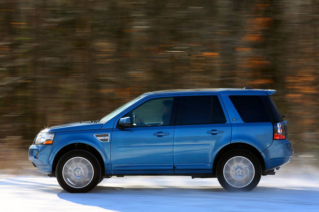 2013 Land Rover LR2 driving