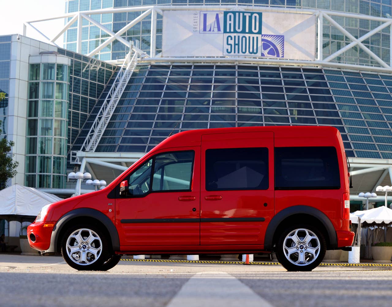 2011 Transit Connect XLT Premium Wagon side