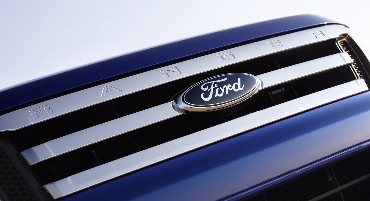 2011 Ford Ranger grille