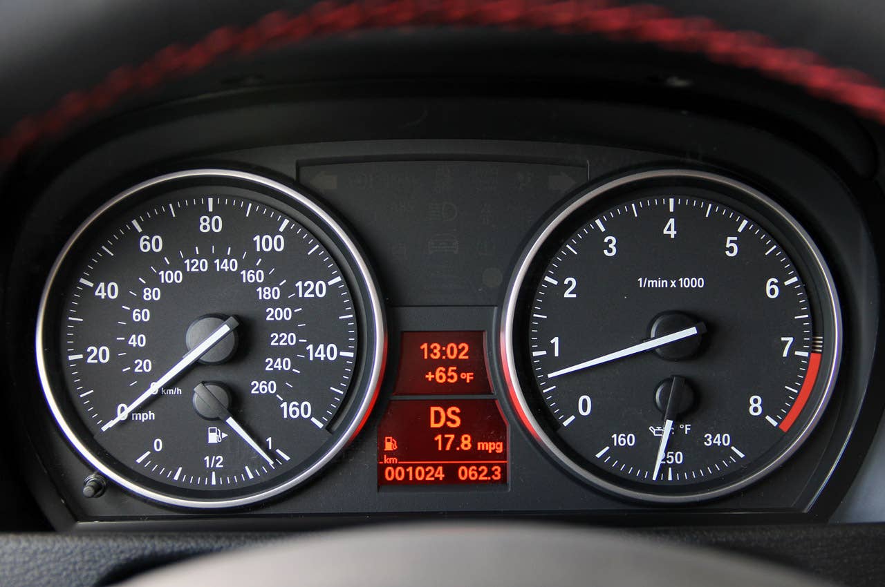2013 BMW X1 gauges