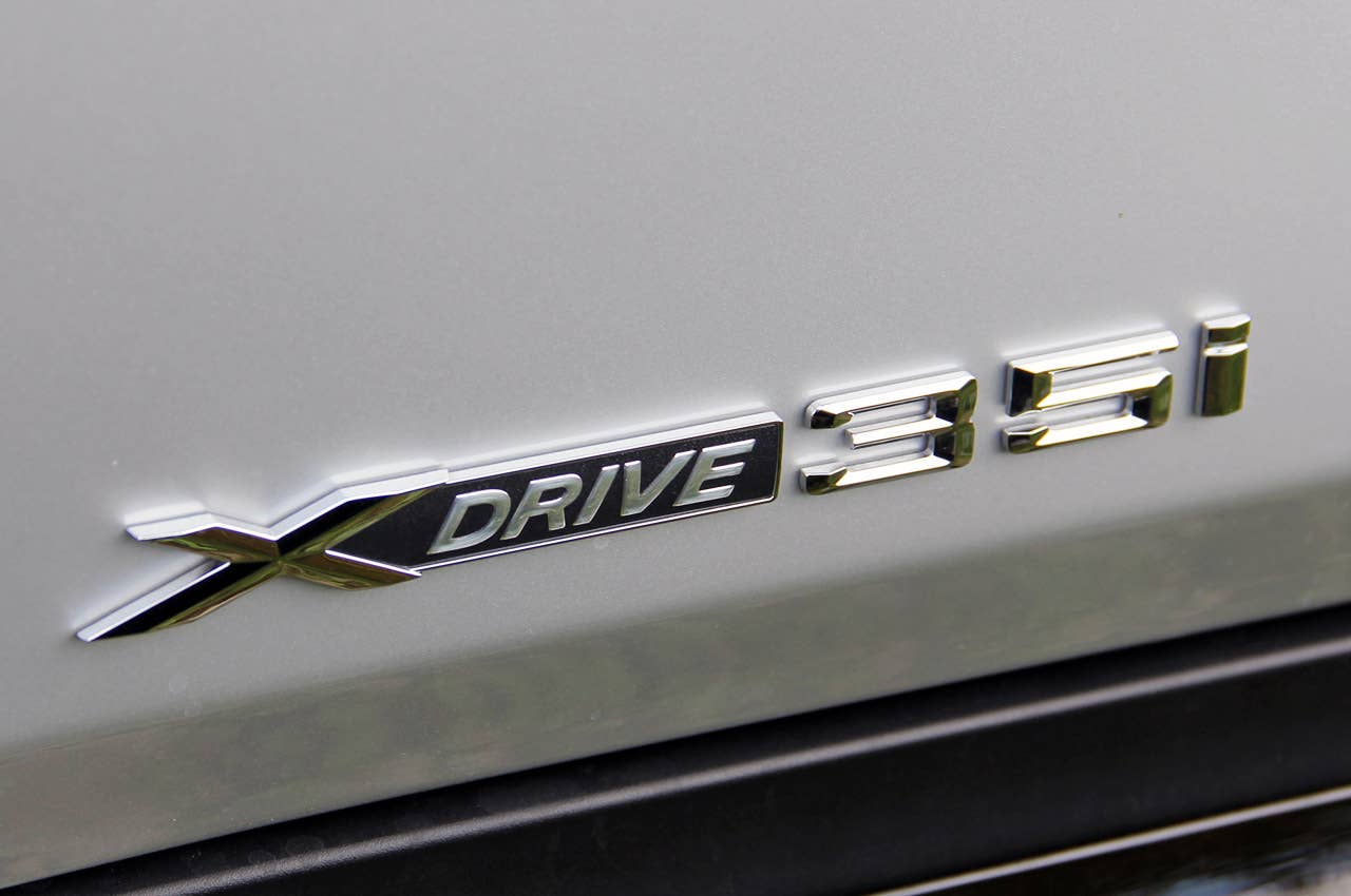 2013 BMW X1 badge