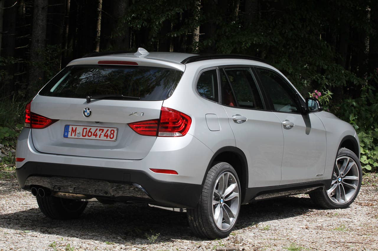 2013 BMW X1 rear 3/4 view