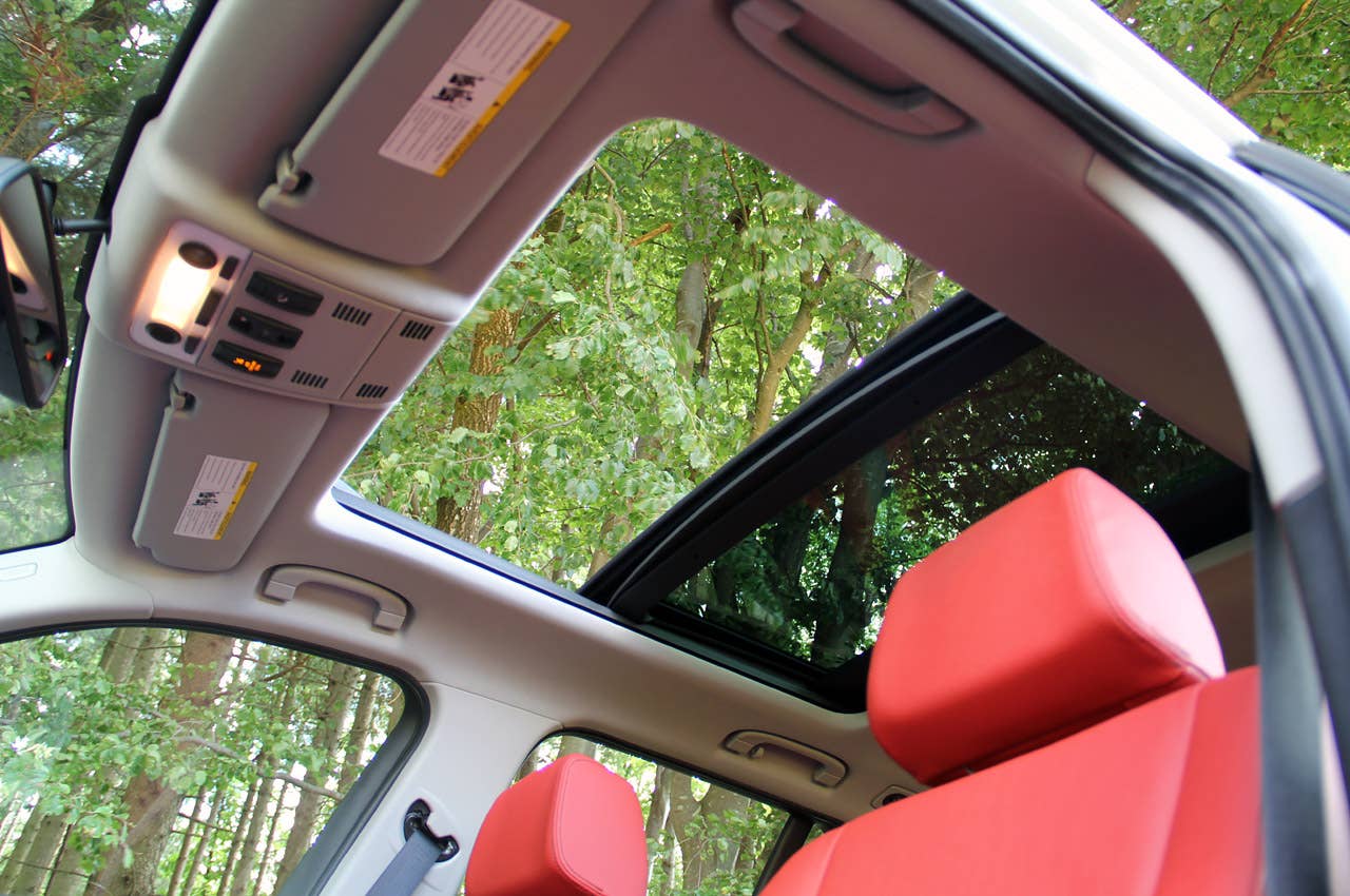 2013 BMW X1 sun roof
