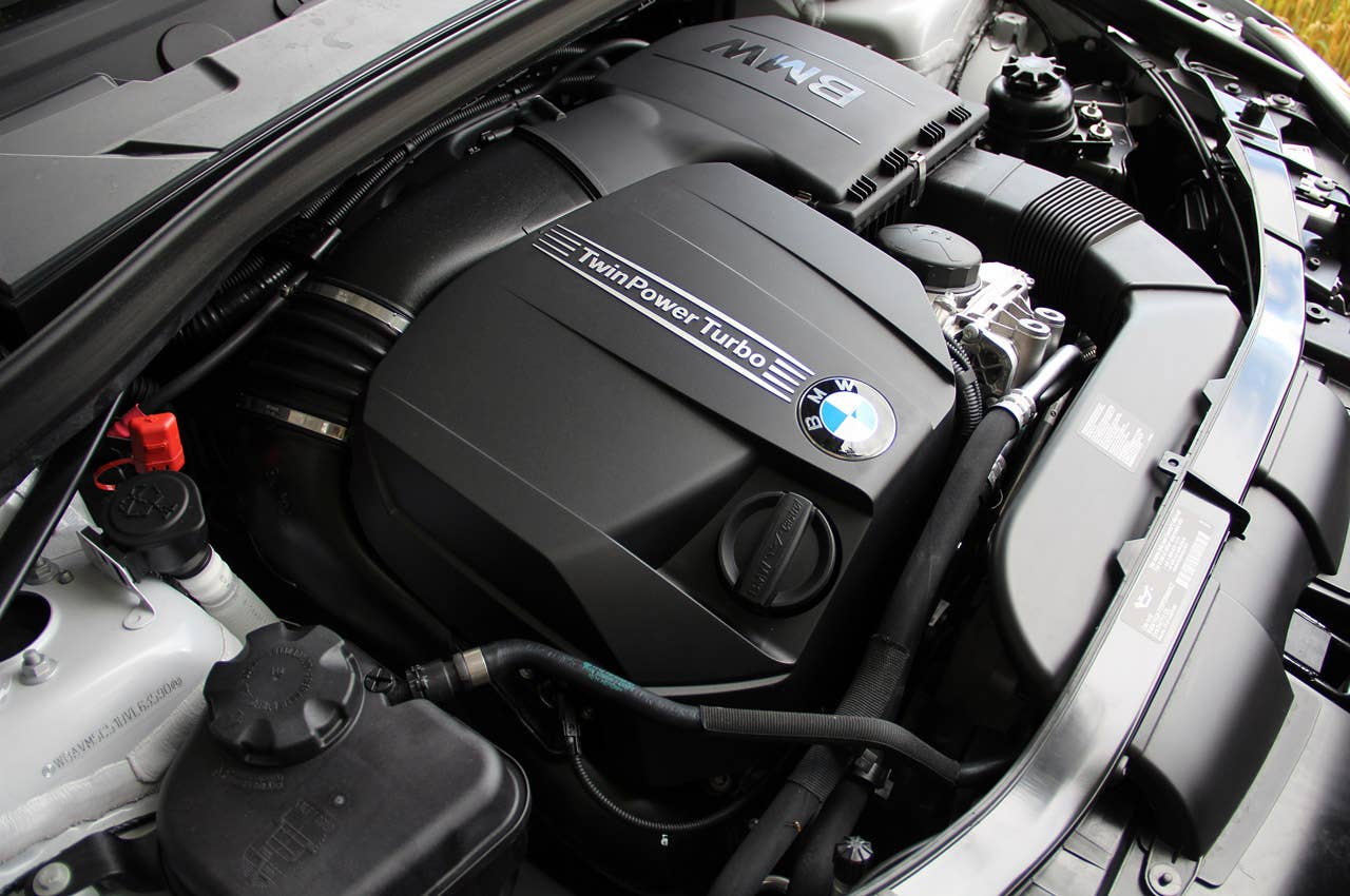 2013 BMW X1 engine
