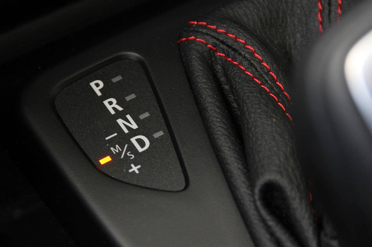 2013 BMW X1 shift gate