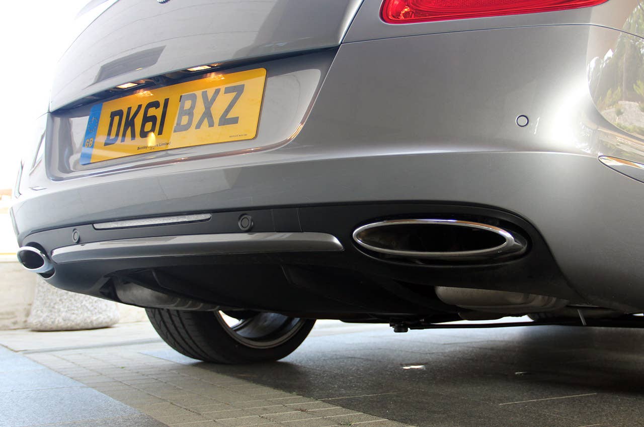 2012 Bentley Continental GTC rear fascia