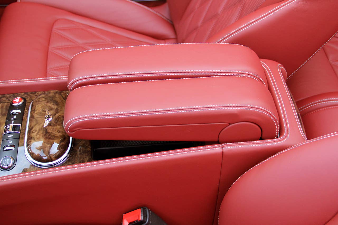 2012 Bentley Continental GTC arm rest