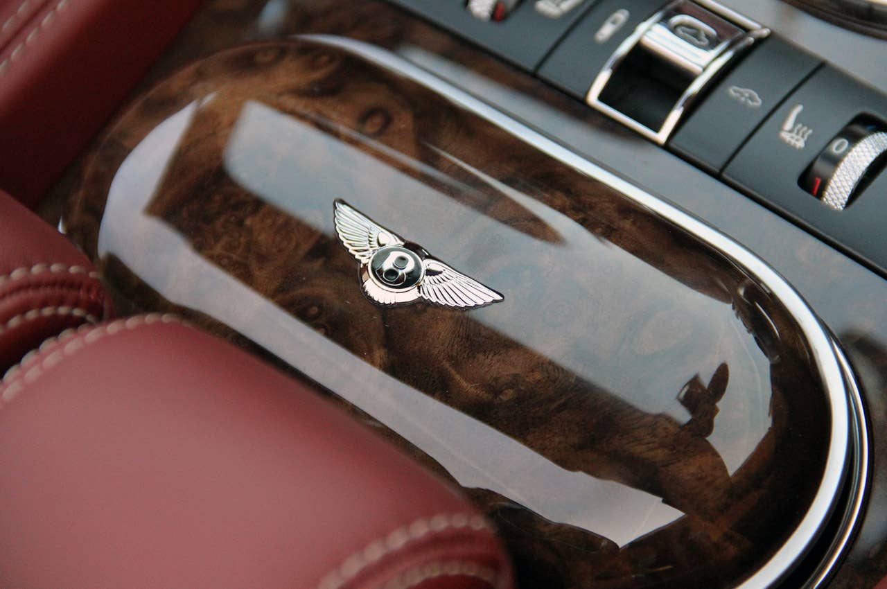 2012 Bentley Continental GTC logo