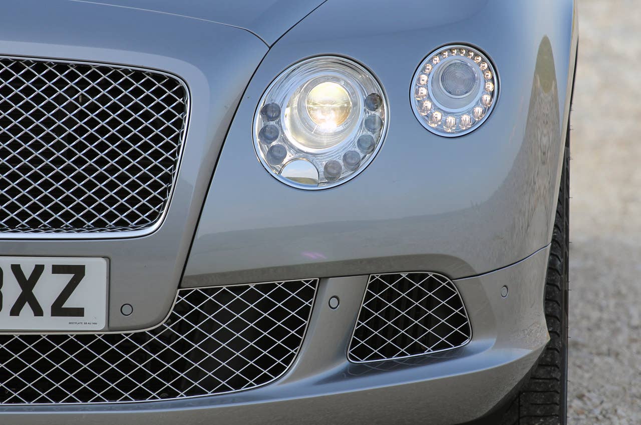 2012 Bentley Continental GTC headlights