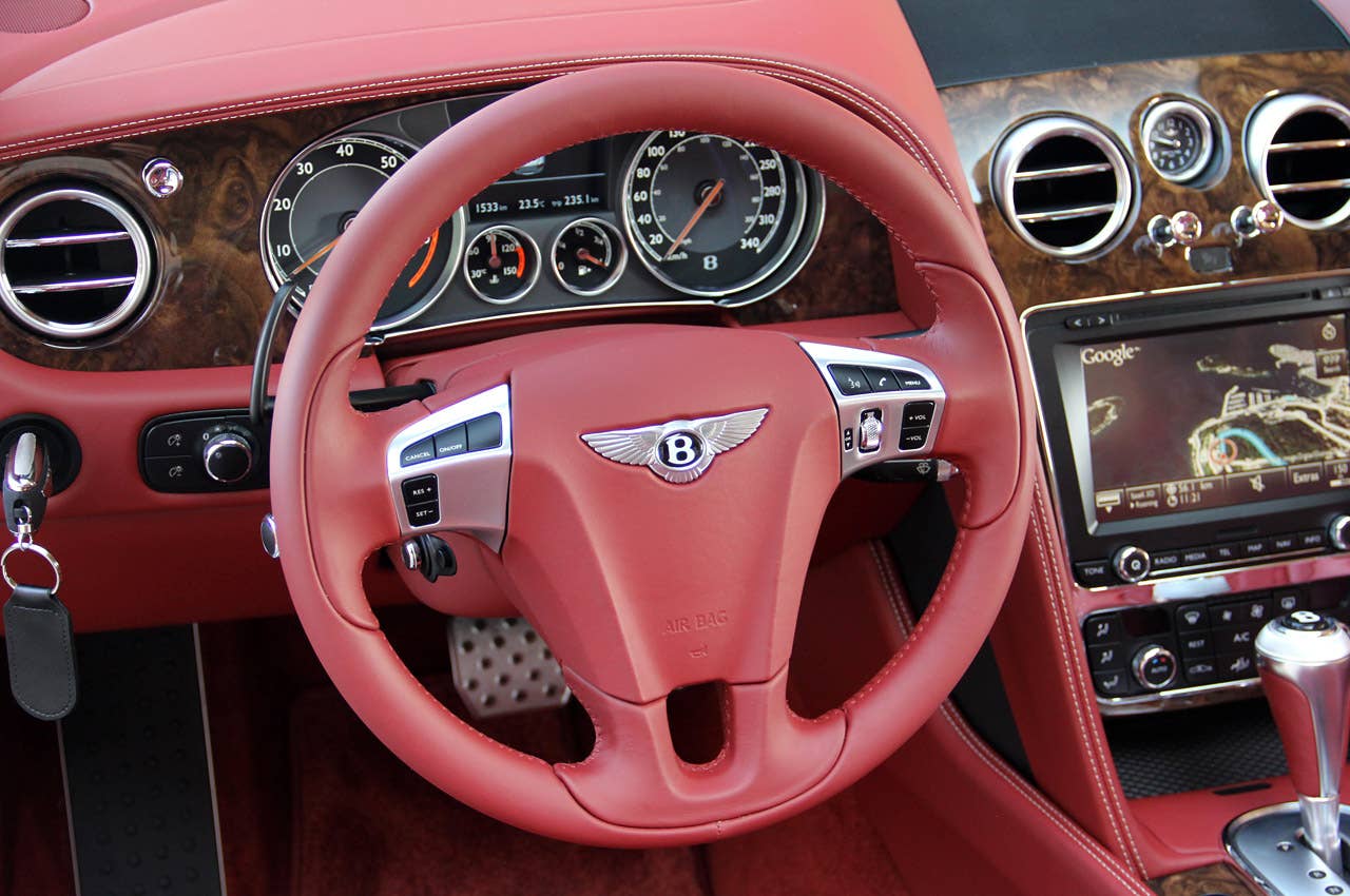 2012 Bentley Continental GTC steering wheel