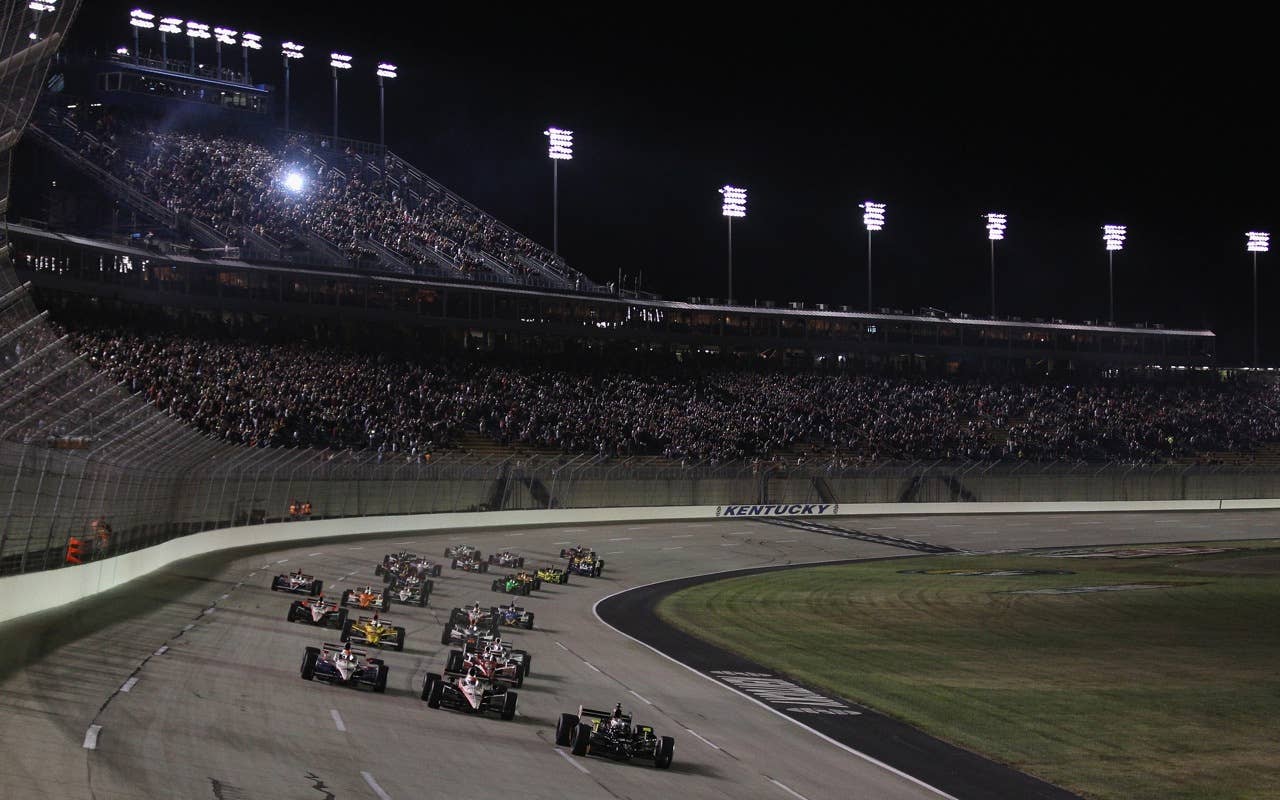 SPARTA, KY - SEPTEMBER 04:  A general view of the start of the IndyCar Series Kentucky Indy 300 at Kentucky Speedway on September 4, 2010 in Sparta, Kentucky.  (Photo by Streeter Lecka/Getty Images)