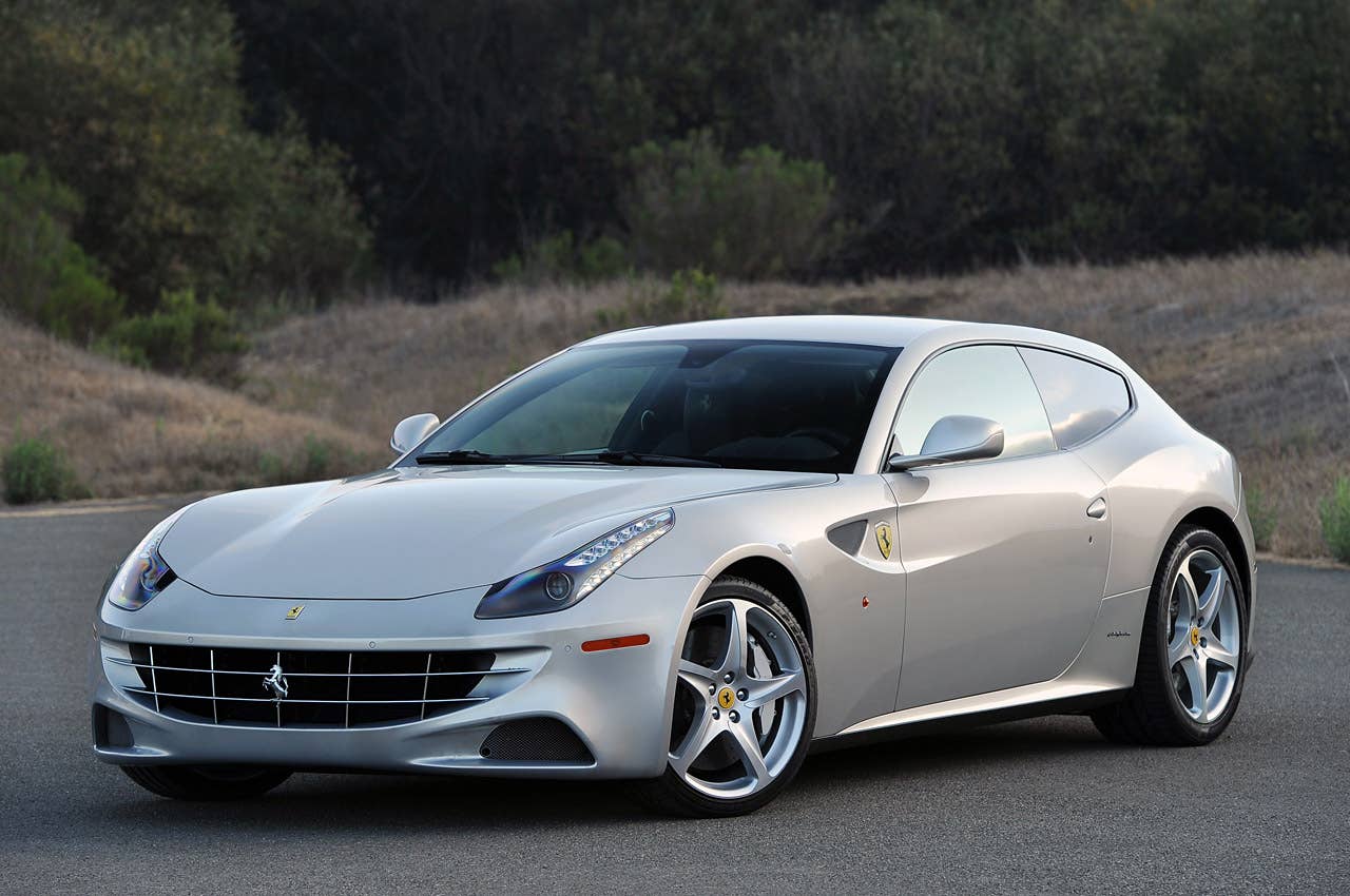 2013 Ferrari FF front 3/4 view
