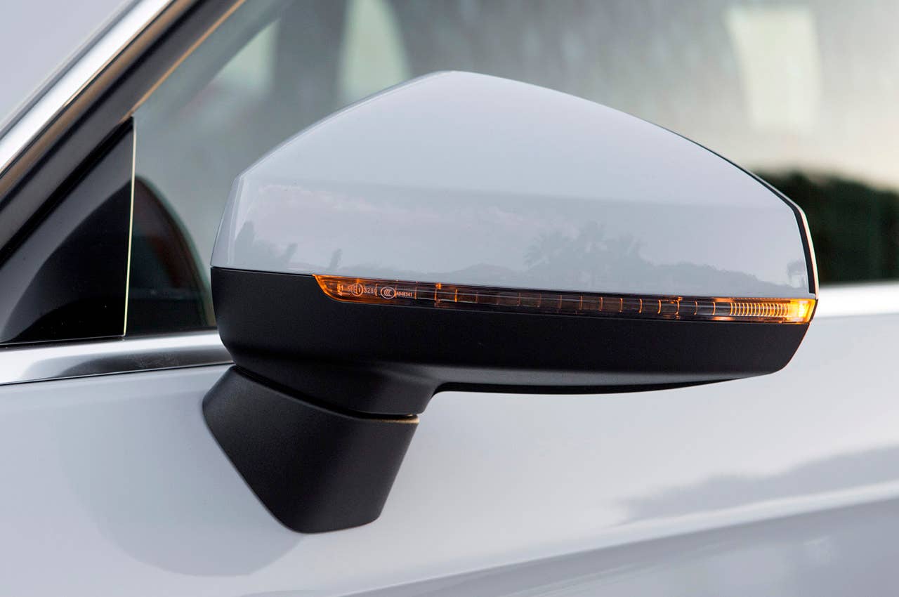 2014 Audi A3 Sportback side mirror