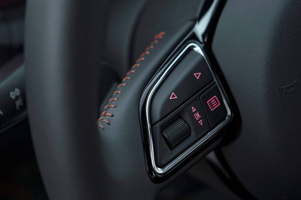 2014 Audi A3 Sportback steering wheel controls