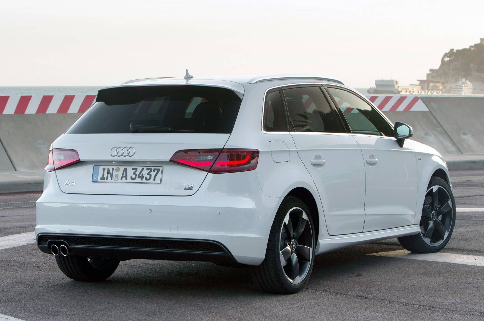 2014 Audi A3 Sportback rear 3/4 view