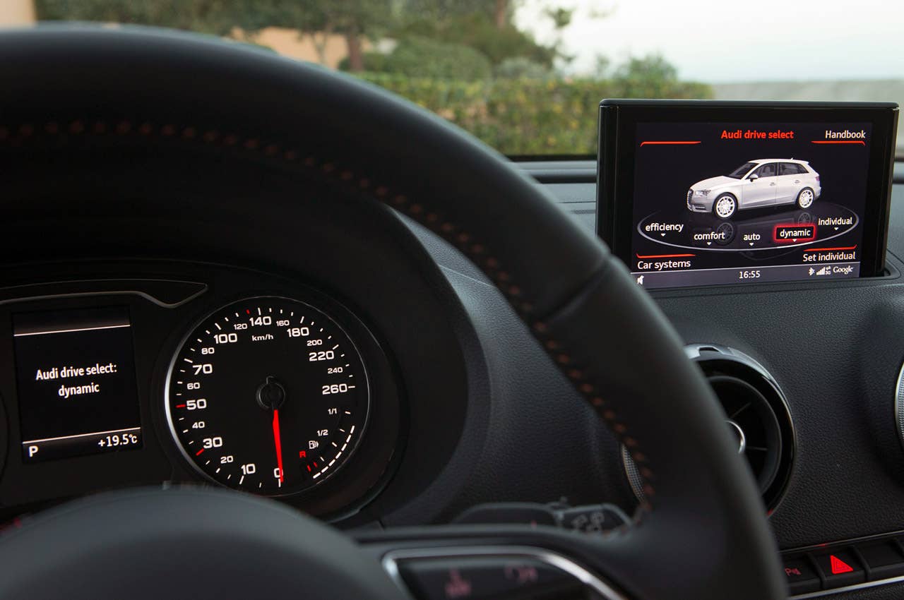 2014 Audi A3 Sportback speedometer