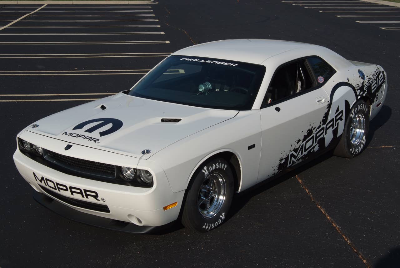 2011 Dodge Challenger Drag Pak V10 front 3/4