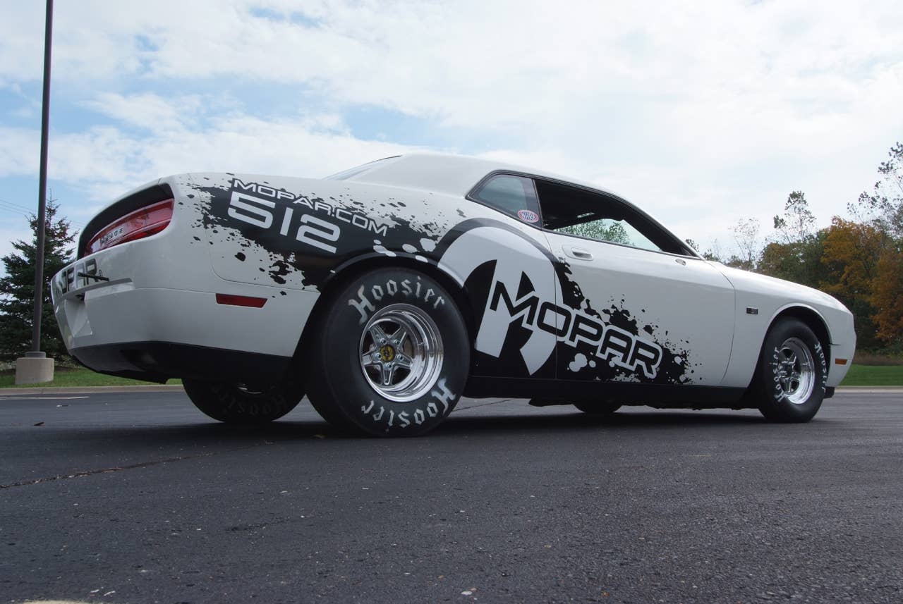 2011 Dodge Challenger Drag Pak V10