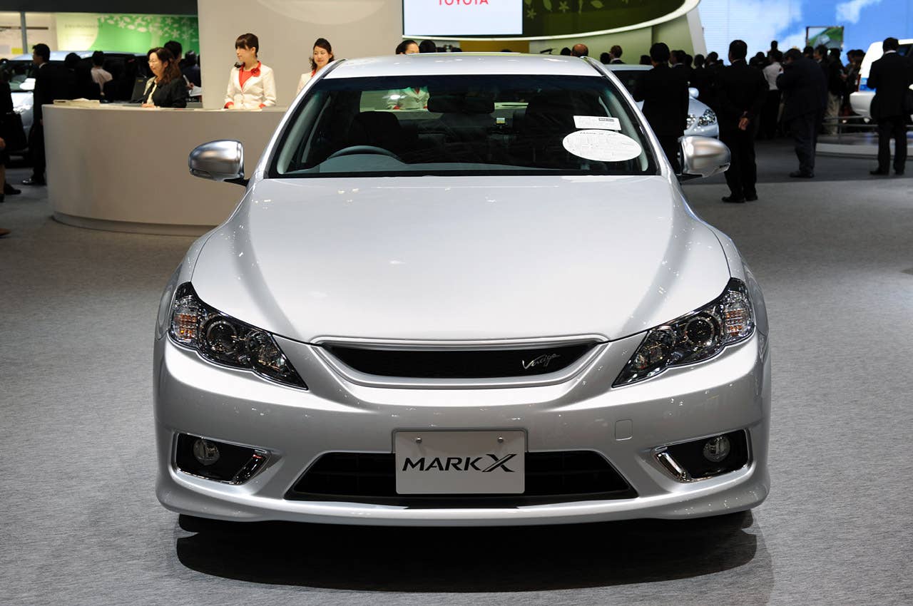 Tokyo 2009: Rear-wheel drive Toyota Mark X had us at 