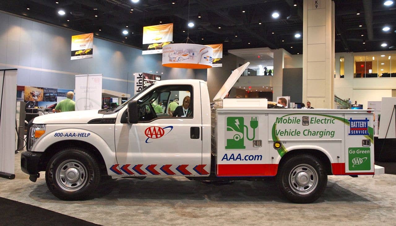 plug-in 2011 aaa truck