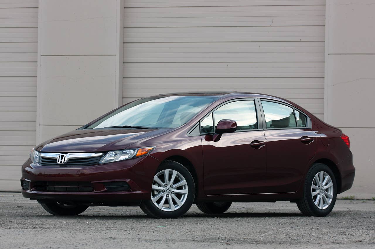 2012 Honda Civic EX Sedan front 3/4 view