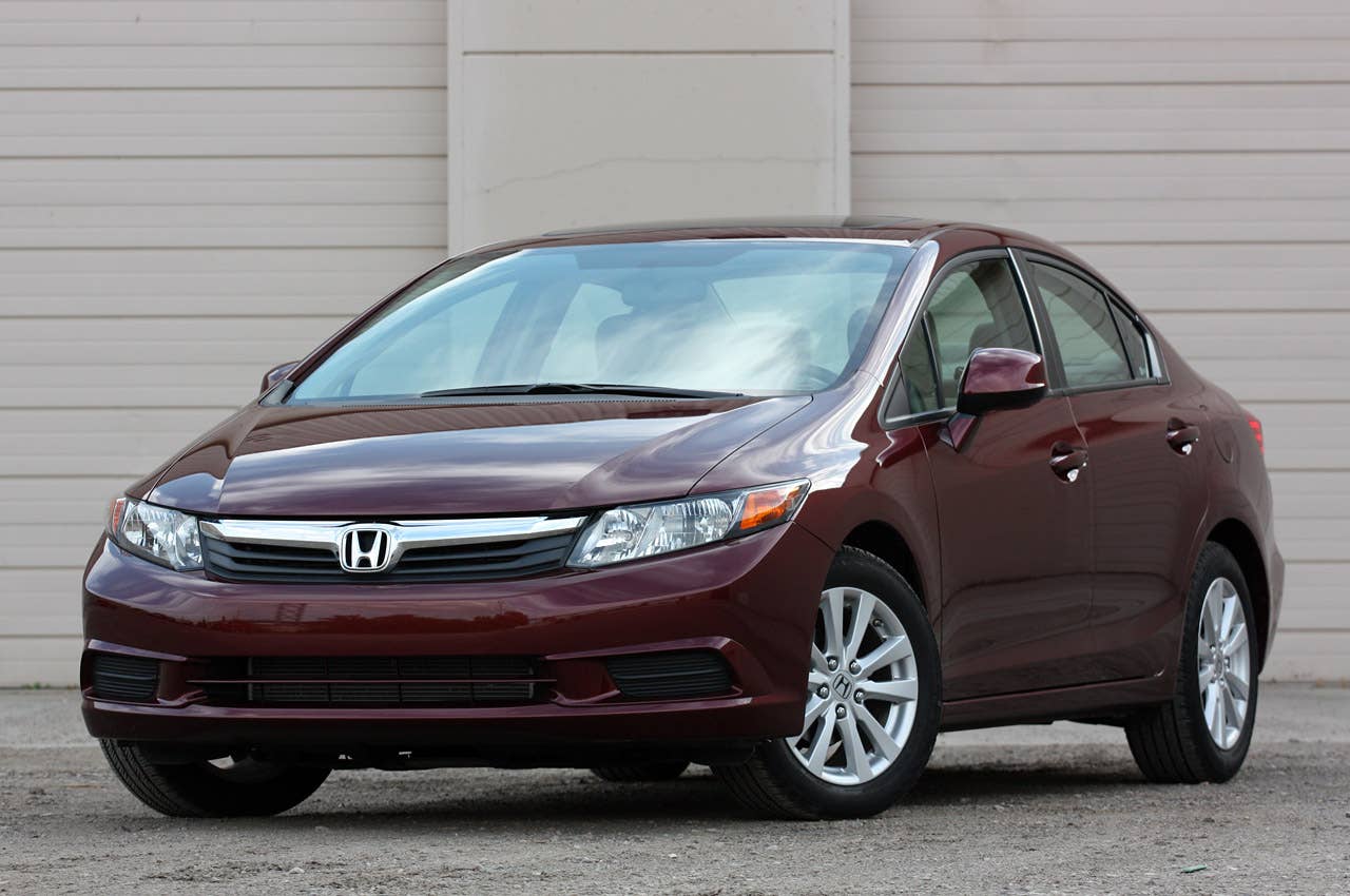 2012 Honda Civic EX Sedan front 3/4 view