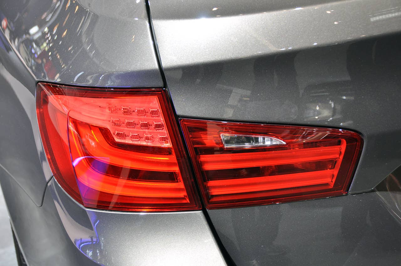 Paris 2010: BMW 5 Series Touring