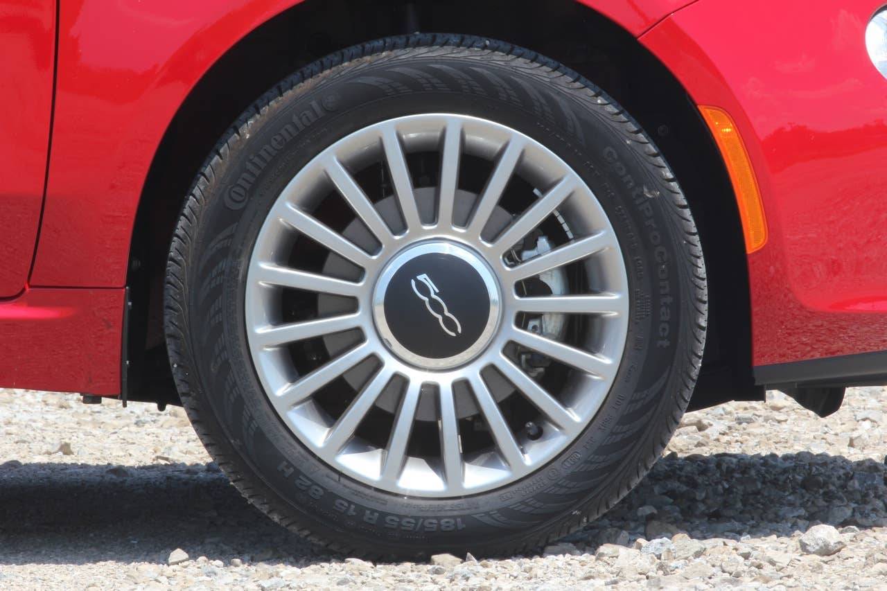 2012 Fiat 500C wheel