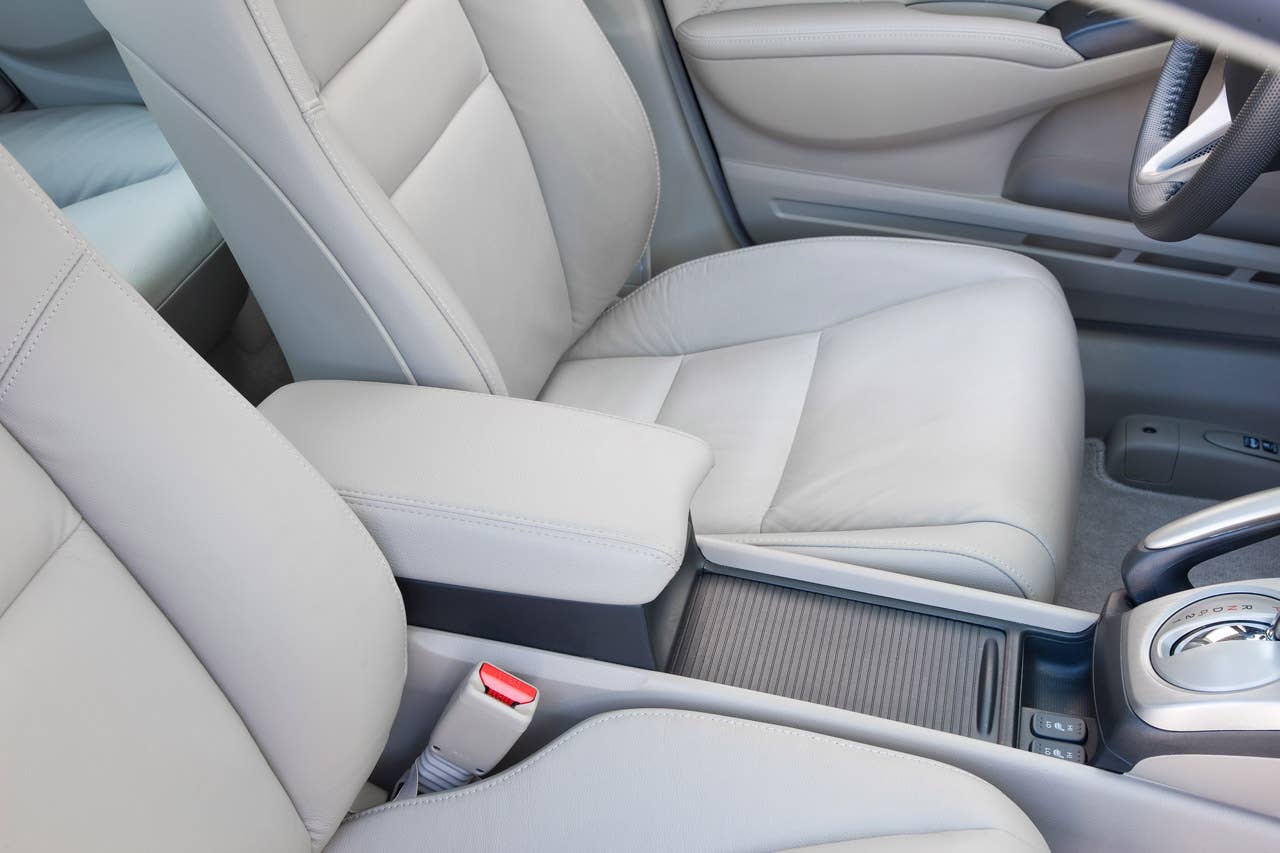 2010 Honda Civic EX-L Sedan with Navigation interior