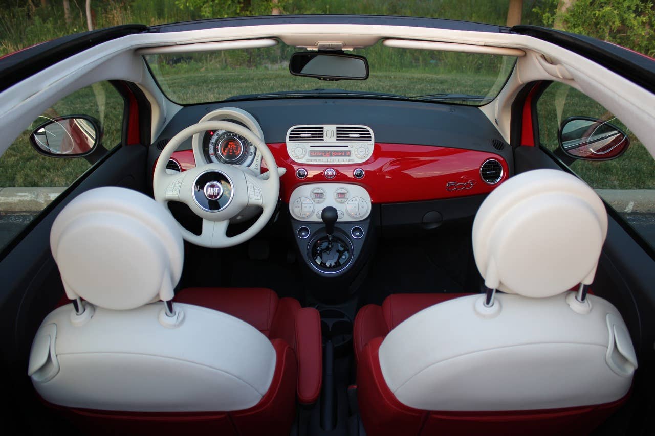 2012 Fiat 500C interior
