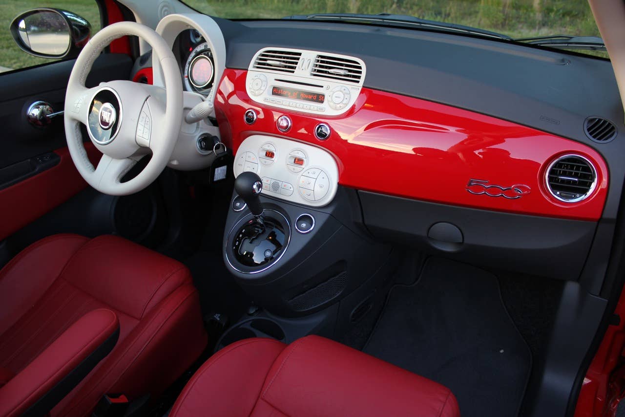2012 Fiat 500C interior