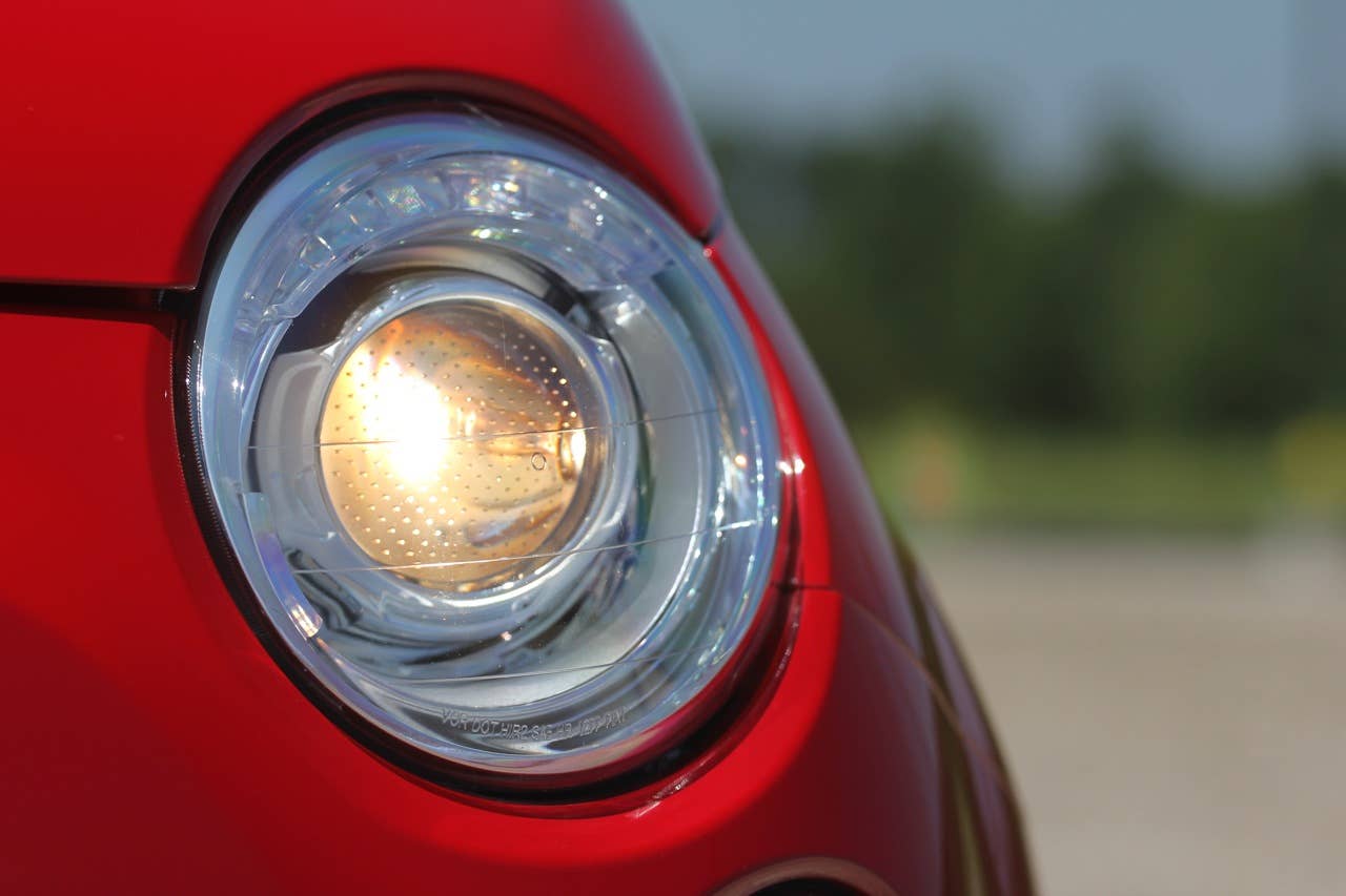 2012 Fiat 500C headlight