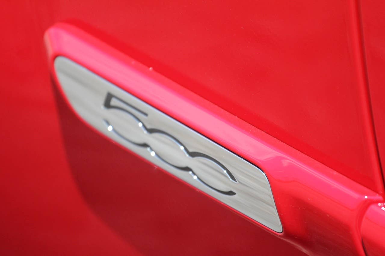 2012 Fiat 500C chrome trim