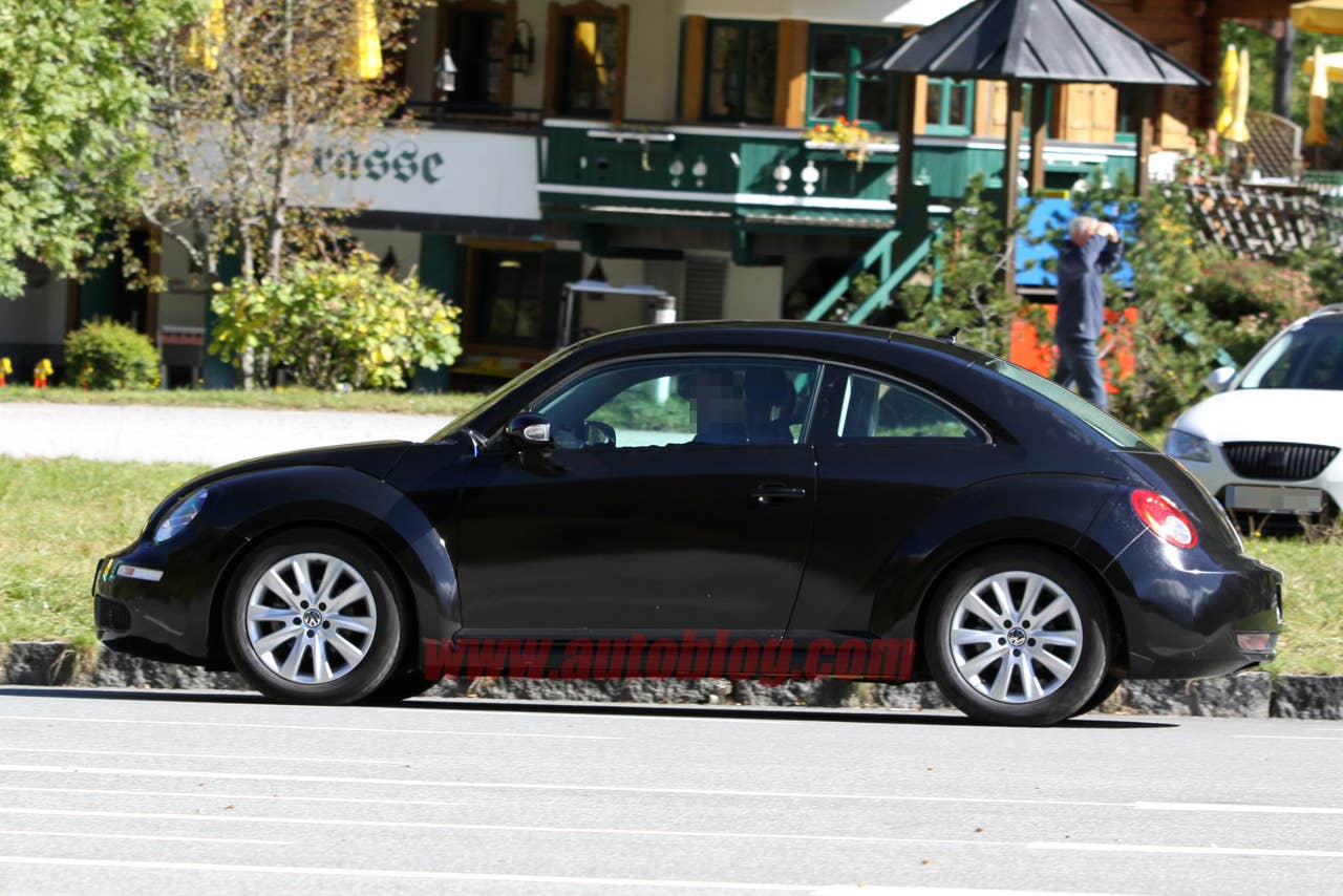 2012 Volkswagen Beetle spy shots